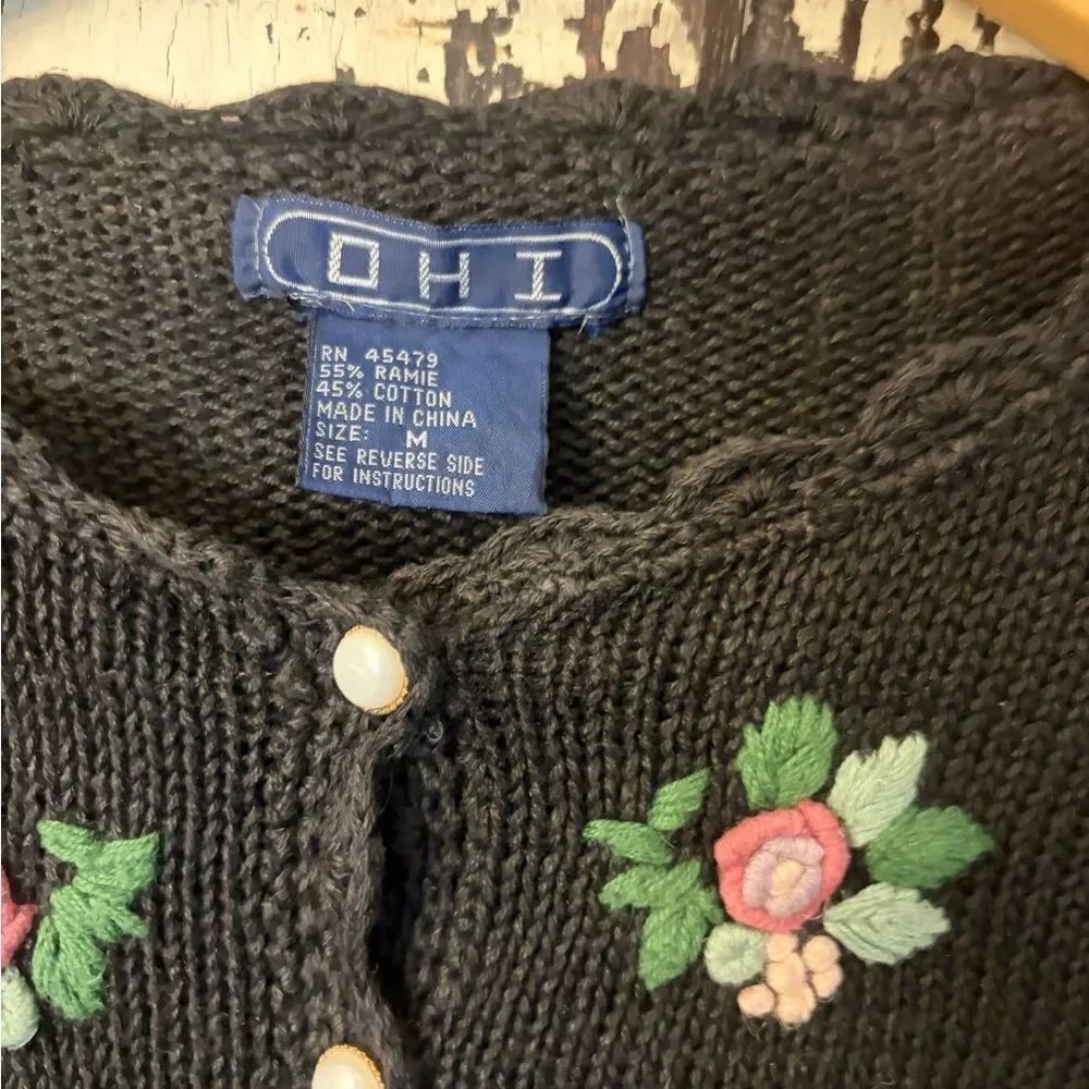 Cottagecore Embroidered floral vintage cardigan. Women Medium Button sweater. - Picture 2 of 5